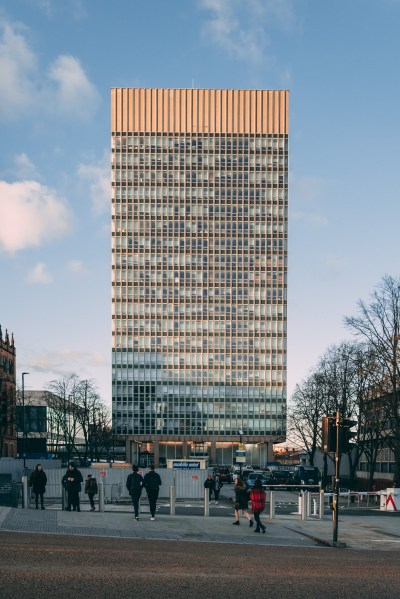 BRUTAL II - Linnahall